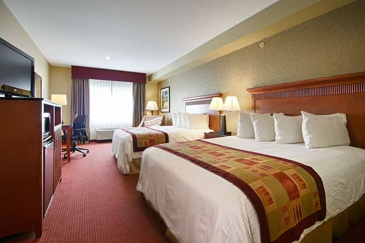 Room 16 of 28