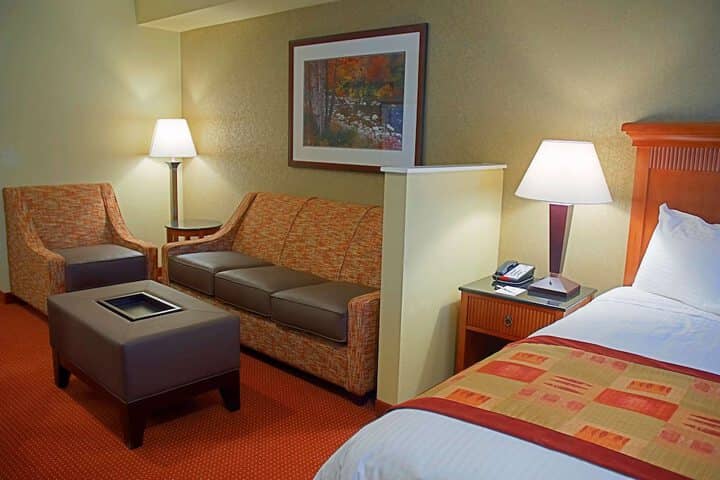 Room 20 of 28